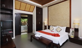 Bungalow Garden View